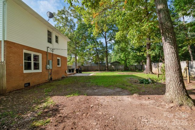 2470 Country Club Drive, Lancaster, SC 29720