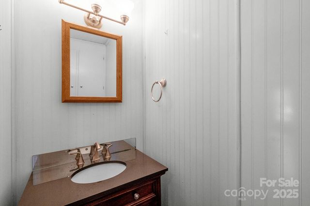 2470 Country Club Drive, Lancaster, SC 29720