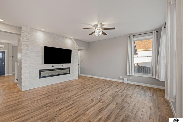 9703 S 28th Street, Bellevue, NE 68123