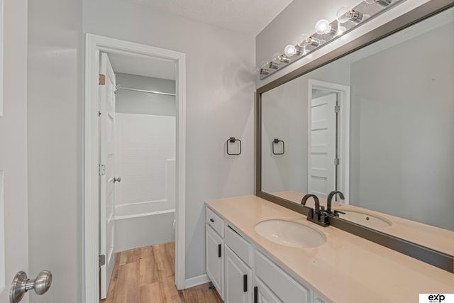 9703 S 28th Street, Bellevue, NE 68123