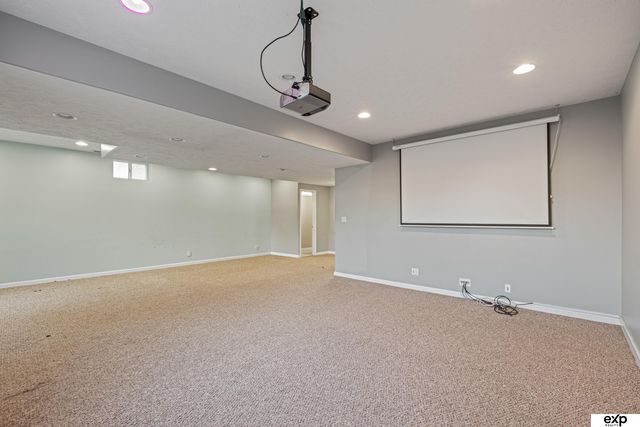 9703 S 28th Street, Bellevue, NE 68123