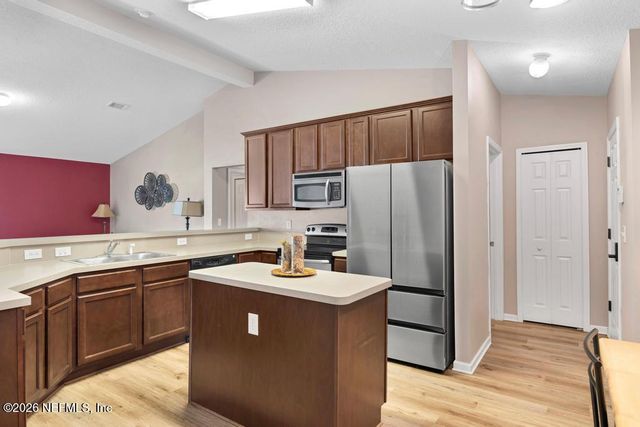 15154 BAREBACK Drive, Jacksonville, FL 32234