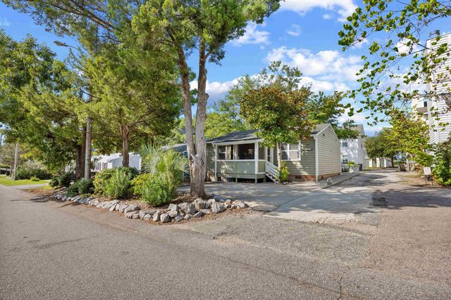 715 3rd Ave. S, North Myrtle Beach, SC 29582