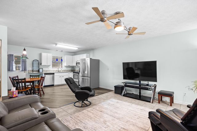 715 3rd Ave. S, North Myrtle Beach, SC 29582