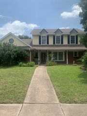 110 Ridgegate Drive, Garland, TX 75040