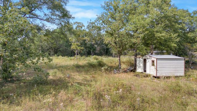 5783 County Road 1087, Defuniak Springs, FL 32433