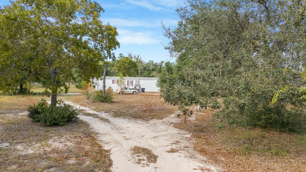 5783 County Road 1087, Defuniak Springs, FL 32433