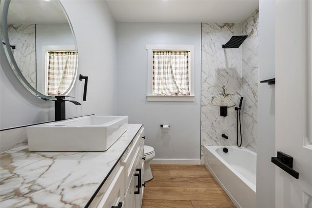 100 W Caskey ST, Florence, TX 76527