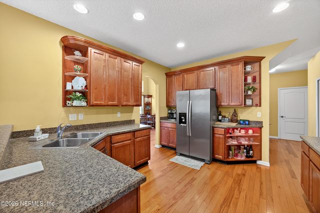 588 REFLECTION COVE Road, Jacksonville, FL 32218