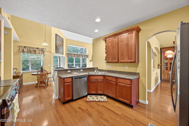 588 REFLECTION COVE Road, Jacksonville, FL 32218