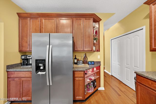 588 REFLECTION COVE Road, Jacksonville, FL 32218