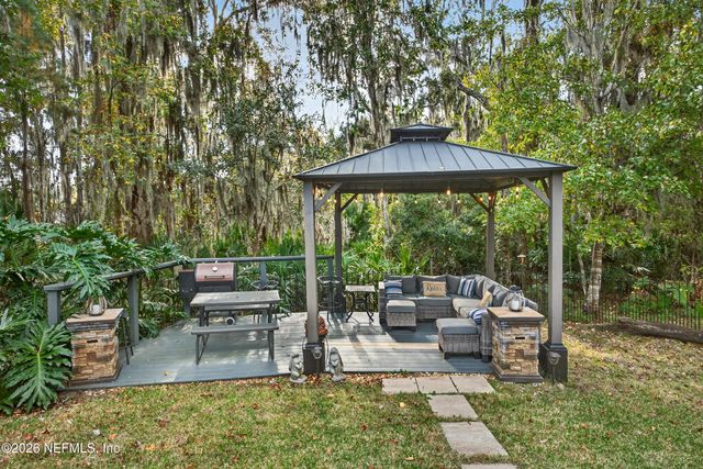 588 REFLECTION COVE Road, Jacksonville, FL 32218