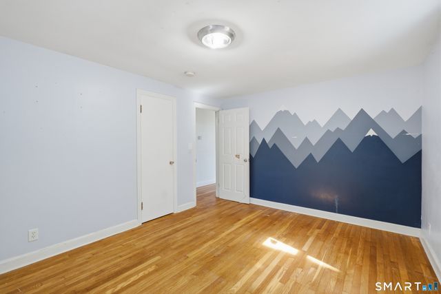 70 Leslie Court, Bristol, CT 06010