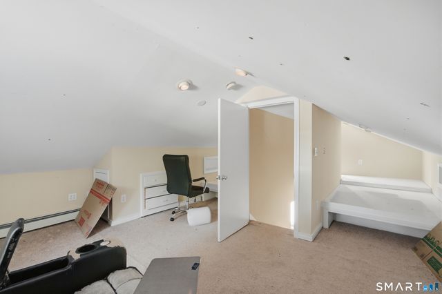 70 Leslie Court, Bristol, CT 06010