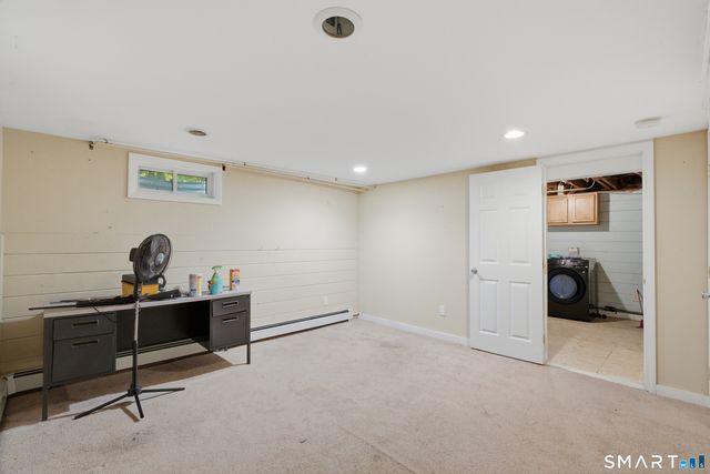 70 Leslie Court, Bristol, CT 06010