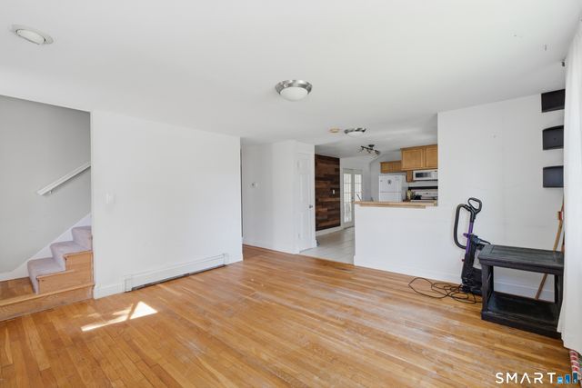 70 Leslie Court, Bristol, CT 06010