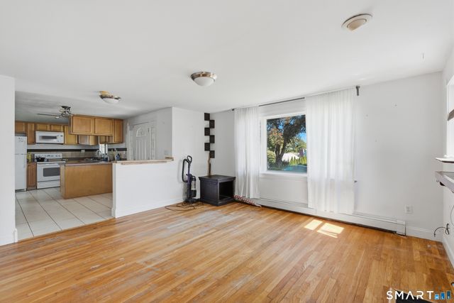 70 Leslie Court, Bristol, CT 06010