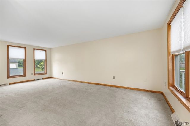 106 Laura Drive, Geddes, NY 13209