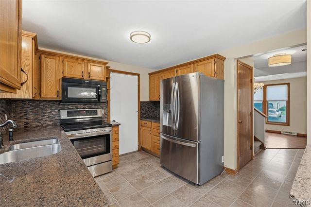 106 Laura Drive, Geddes, NY 13209
