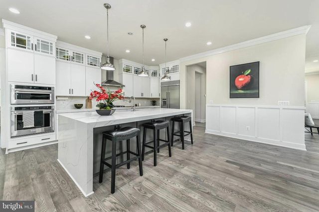25004 FALLING BROOK CIR, Aldie, VA 20105