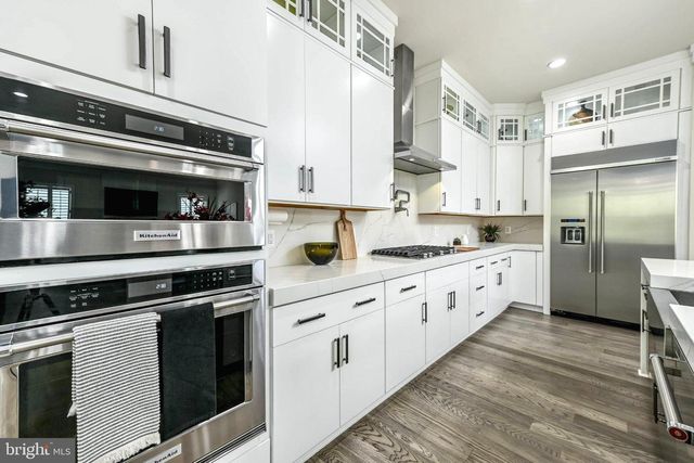 25004 FALLING BROOK CIR, Aldie, VA 20105