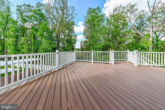 25004 FALLING BROOK CIR, Aldie, VA 20105