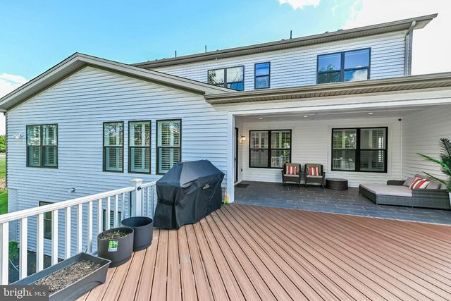 25004 FALLING BROOK CIR, Aldie, VA 20105