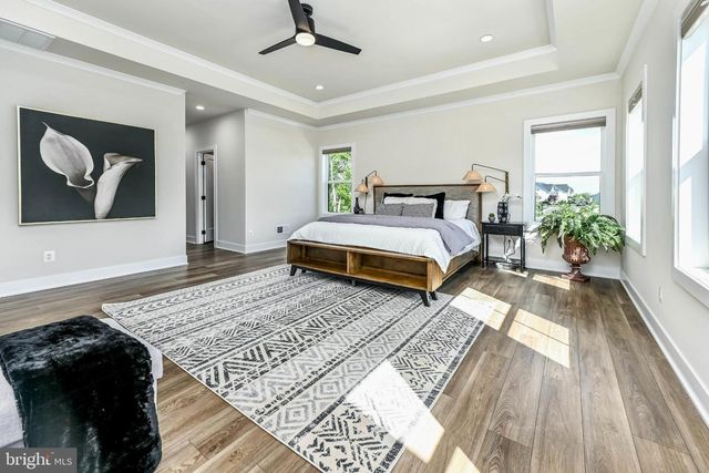 25004 FALLING BROOK CIR, Aldie, VA 20105