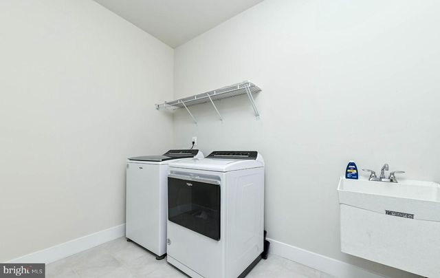25004 FALLING BROOK CIR, Aldie, VA 20105