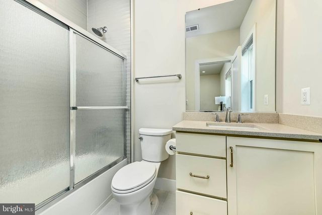 25004 FALLING BROOK CIR, Aldie, VA 20105