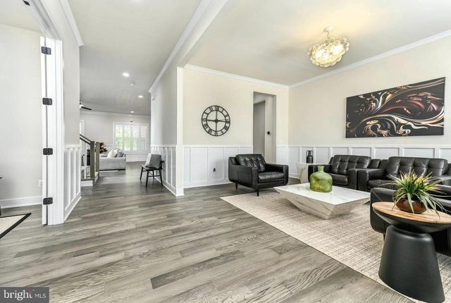 25004 FALLING BROOK CIR, Aldie, VA 20105