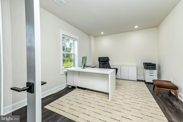 25004 FALLING BROOK CIR, Aldie, VA 20105
