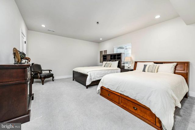 25004 FALLING BROOK CIR, Aldie, VA 20105