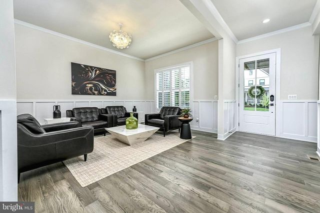 25004 FALLING BROOK CIR, Aldie, VA 20105