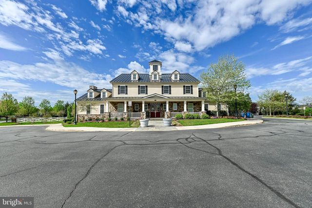 25004 FALLING BROOK CIR, Aldie, VA 20105