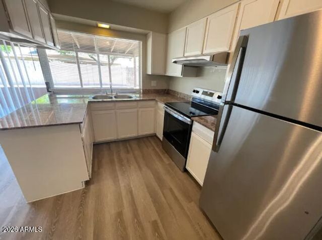 4213 W NORTHVIEW Avenue, Phoenix, AZ 85051