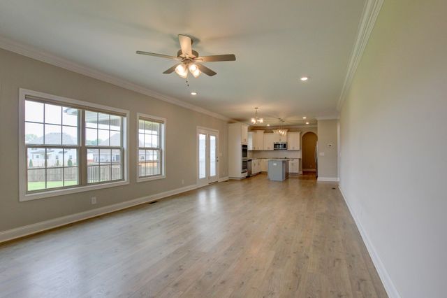 230 Cotoneaster Ln, Clarksville, TN 37043