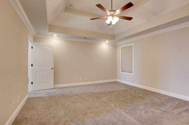 230 Cotoneaster Ln, Clarksville, TN 37043