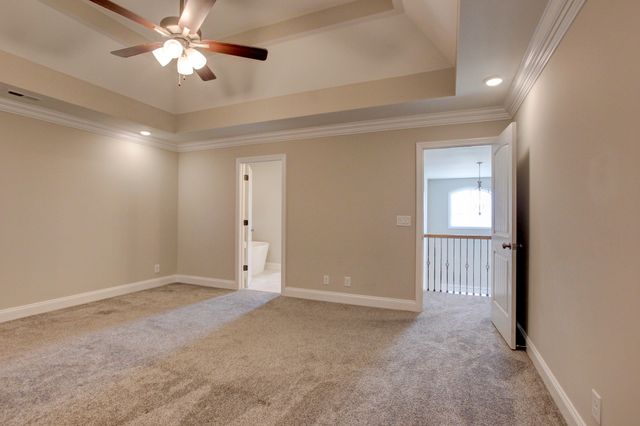 230 Cotoneaster Ln, Clarksville, TN 37043