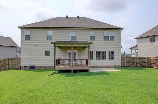 230 Cotoneaster Ln, Clarksville, TN 37043