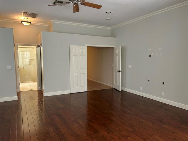 8192 NW 42nd Street, Coral Springs, FL 33065