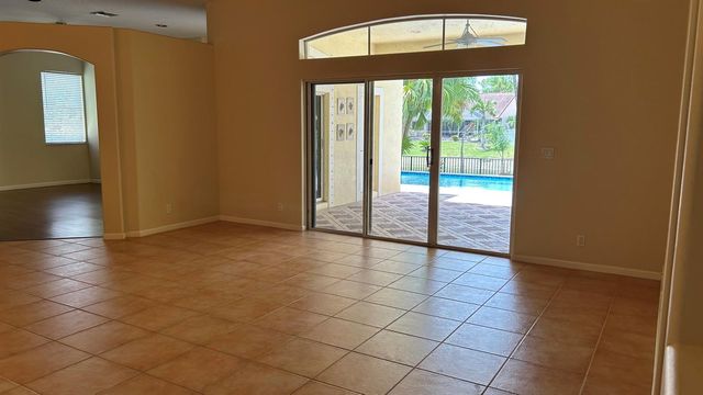 8192 NW 42nd Street, Coral Springs, FL 33065