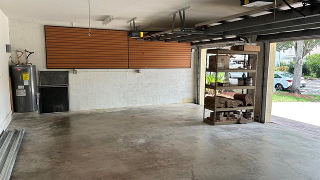 8192 NW 42nd Street, Coral Springs, FL 33065