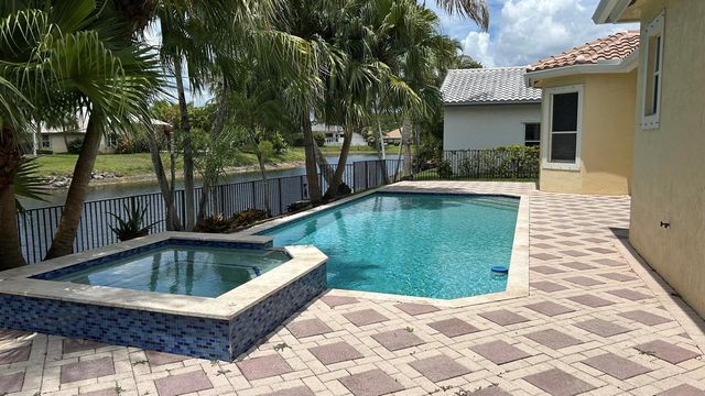 8192 NW 42nd Street, Coral Springs, FL 33065