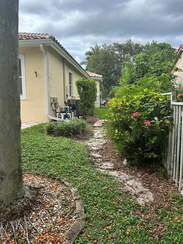 8192 NW 42nd Street, Coral Springs, FL 33065