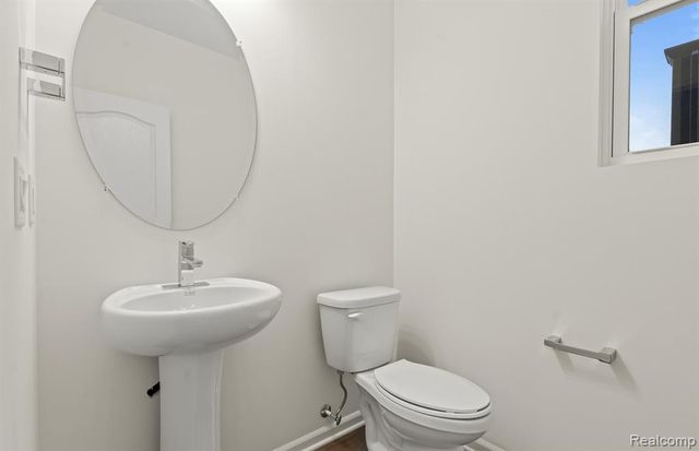 42846 Atwood Avenue, Novi, MI 48375