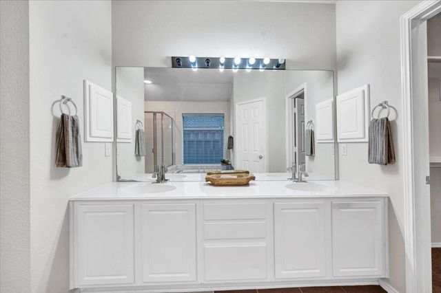 2704 Wales Drive, Mckinney, TX 75072