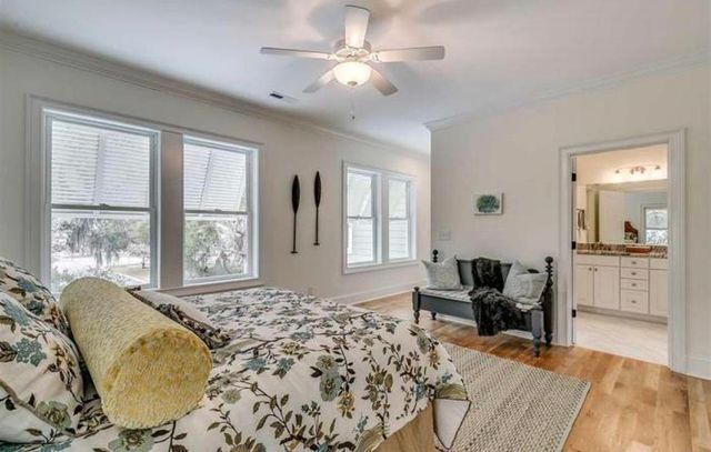 11 Flaggpoint Ln., Murrells Inlet, SC 29576