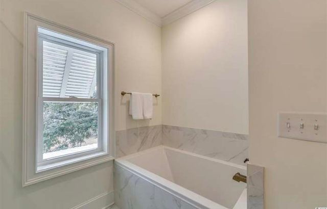 11 Flaggpoint Ln., Murrells Inlet, SC 29576