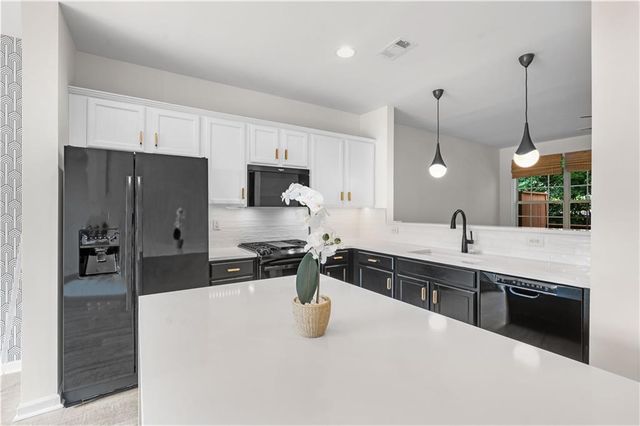 3635 Chattahoochee Summit Drive SE, Atlanta, GA 30339